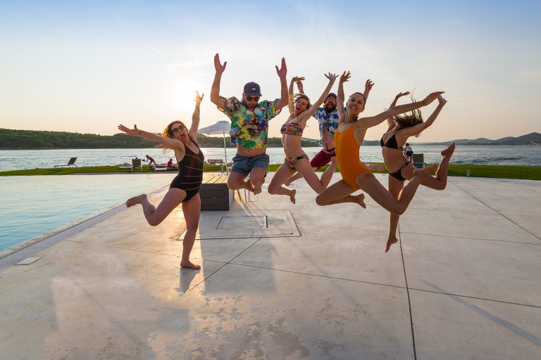 IMG00698180818v2