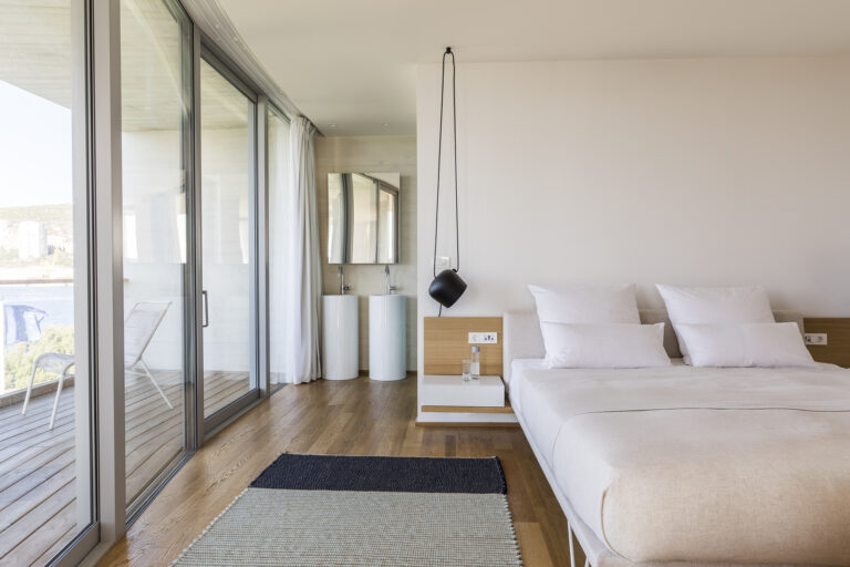 Premium-suite-(4)